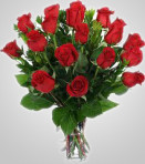 EDH794 – 18 Red Roses in Vase